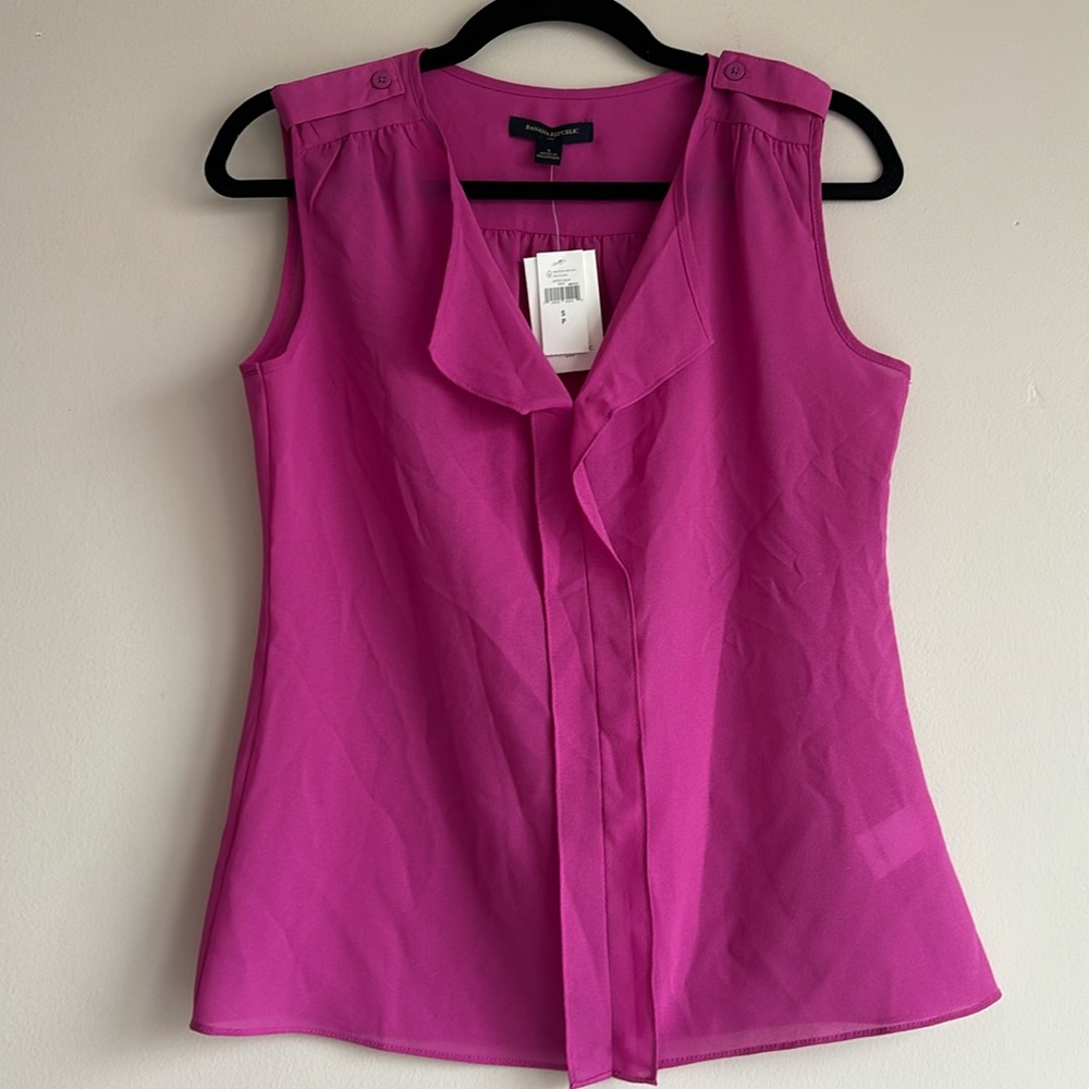 NWT Banana Republic size S sleeveless pink blouse